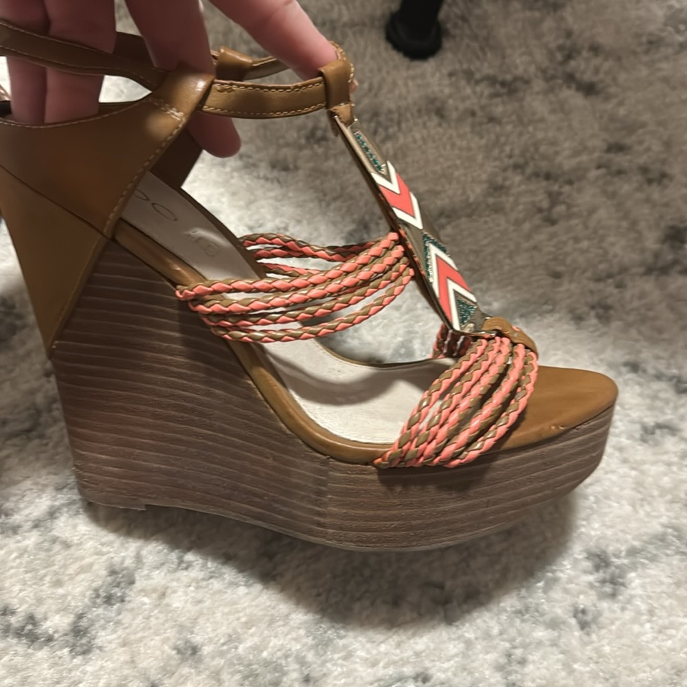 Women’s Aldo wedges, size 9!